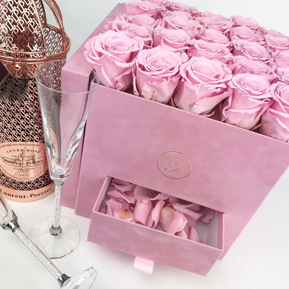 Boxed Preserved Real Roses– Forever Flowers UK