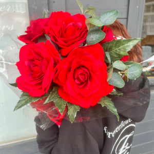 Velvet Kiss Rose Bouquet