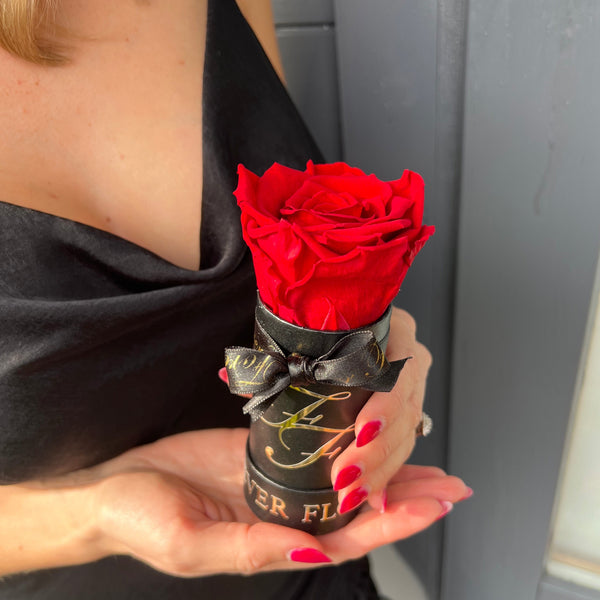 'Petit Fleur' Single Preserved Single Rose Mini Box