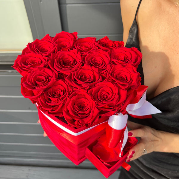 'Love Heart' Flower Box Medium <Gifts Under £150> ♥️ Valentine's Day ♥️