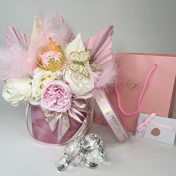 Queen Mum Pink Velvet Mother's Day Box - Mother's Day Collection
