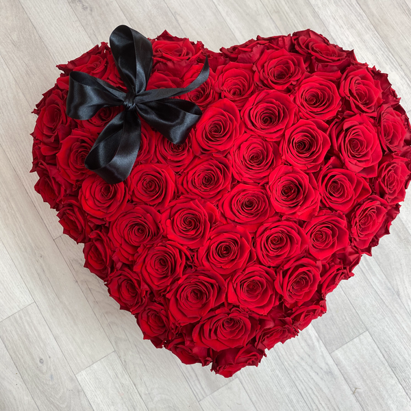 Grand Heart Box (75-90 Preserved Roses)