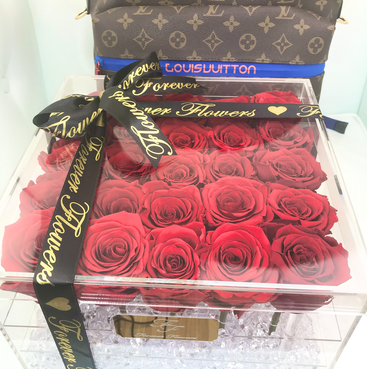 L'Clair-16 Acrylic Box– Forever Flowers UK